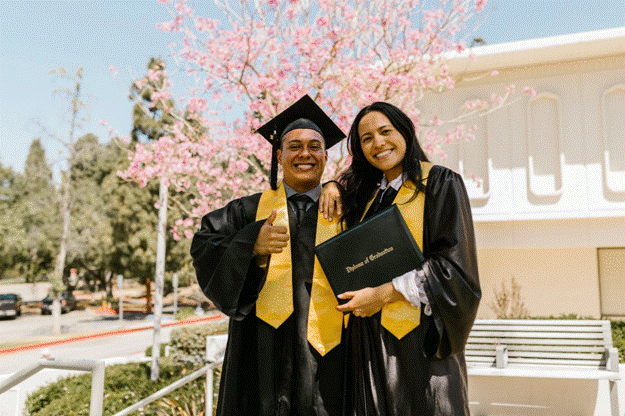 The IDP Study Abroad Guide For Students & Parents